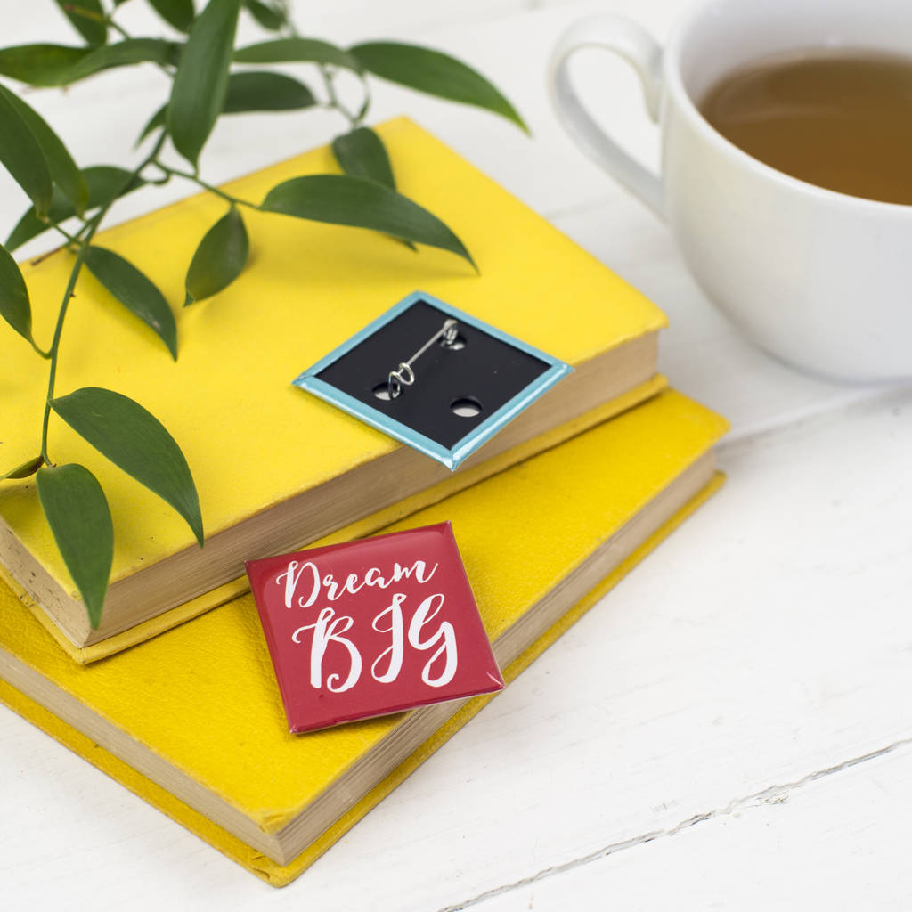 positive message badge set by the green gables