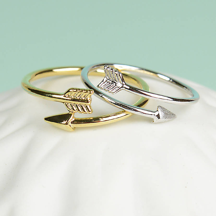 arrow ring by home & glory