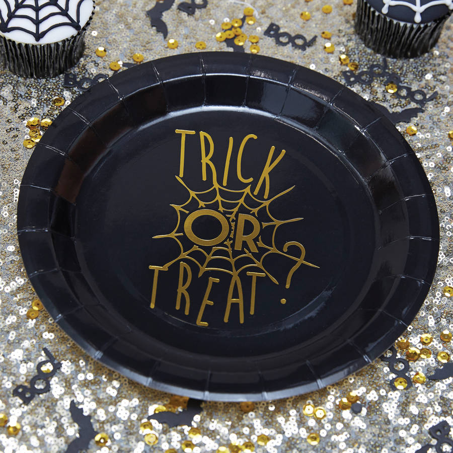 halloween gold foiled trick or treat? party plate by ginger ray