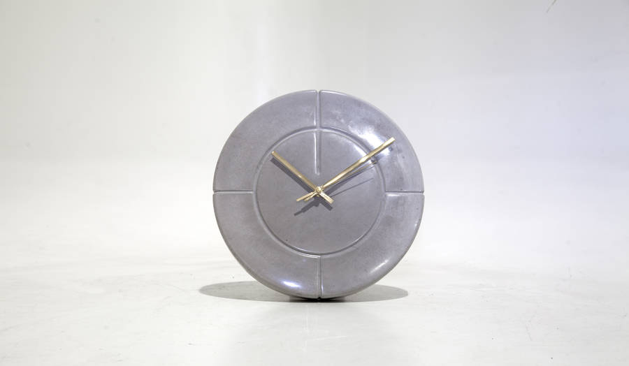 groove clock by room 9