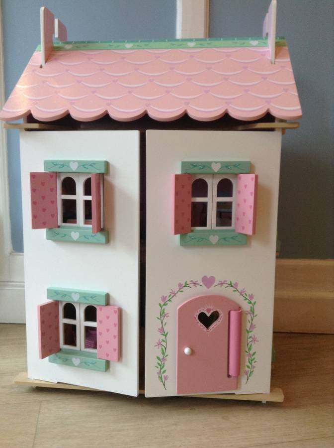 wooden dolls house people