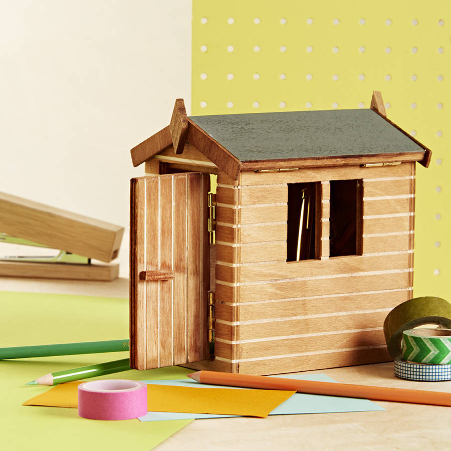 dads 'desk shed' pen tidy by thelittleboysroom