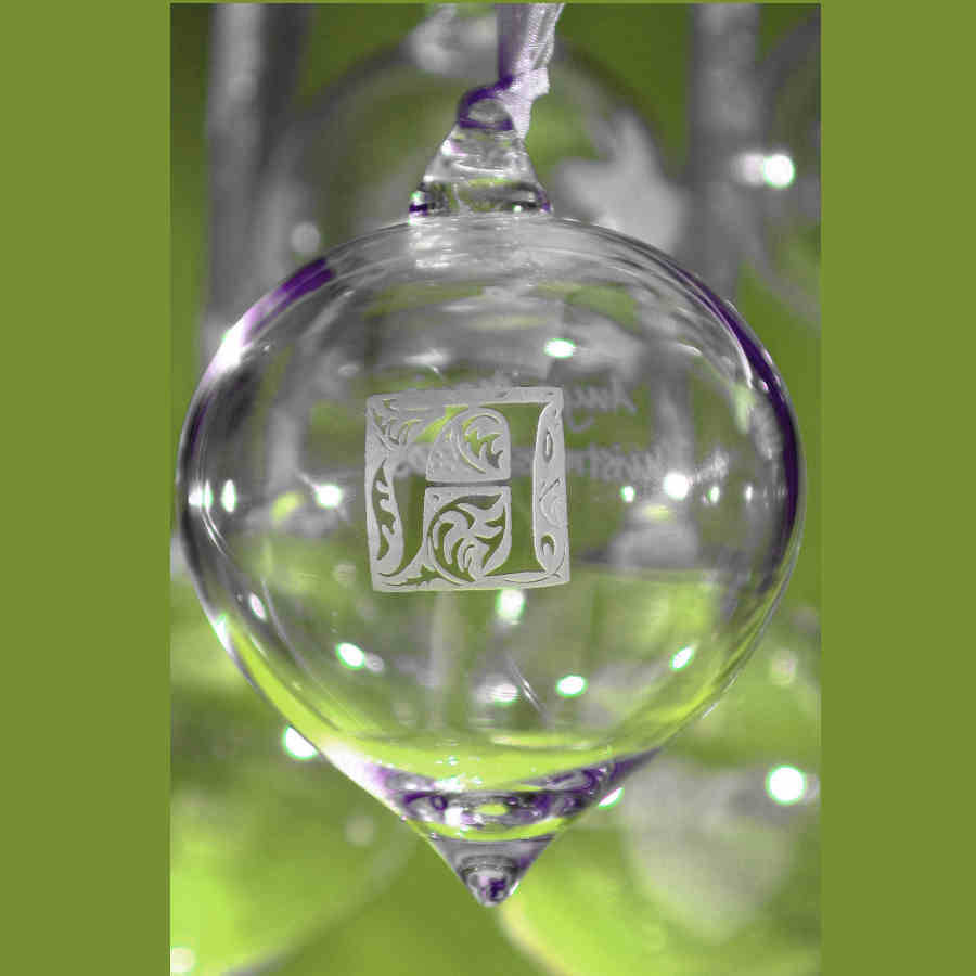 personalised crystal glass christmas baubles by the gift personalised crystal glass christmas baubles by the gift