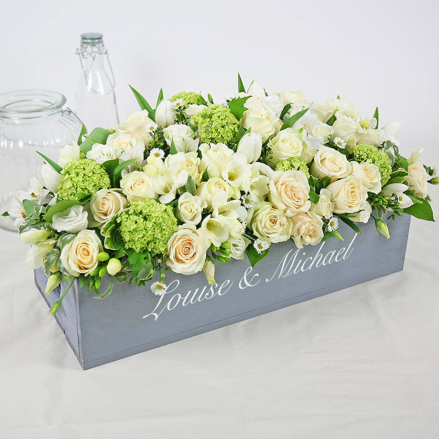homepage > PLANTABOX > PERSONALISED WEDDING TABLE CENTREPIECE CRATE