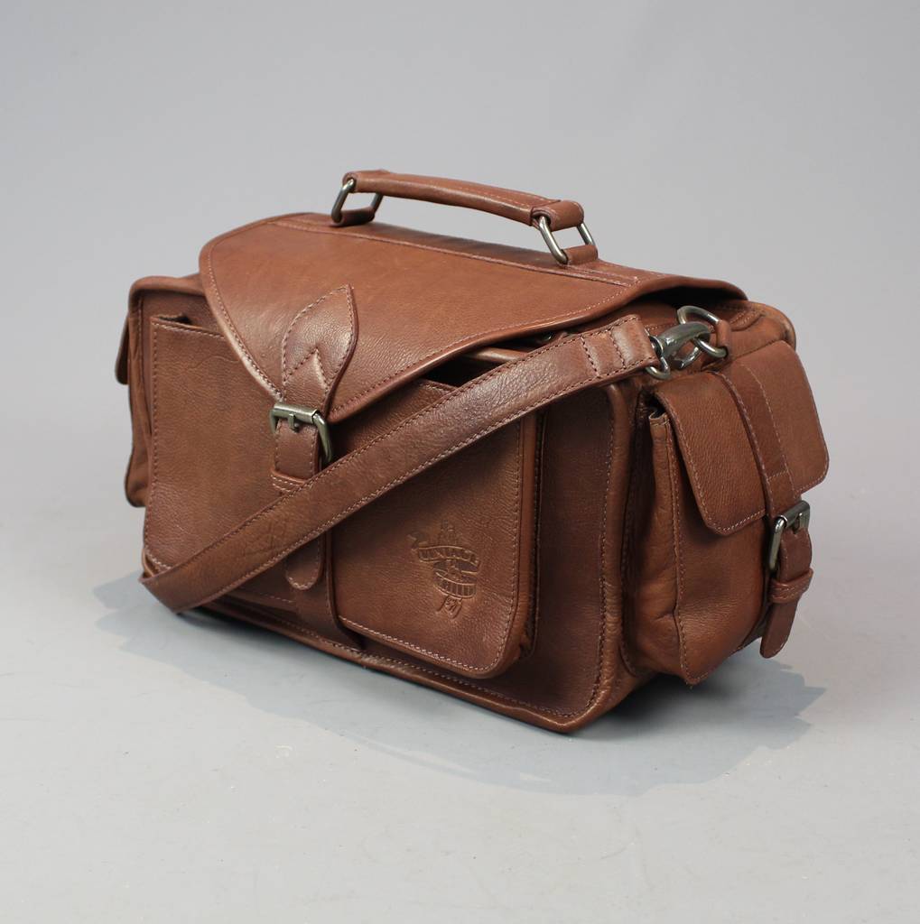 vintage style leather camera bag by vintage child | www.semadata.org