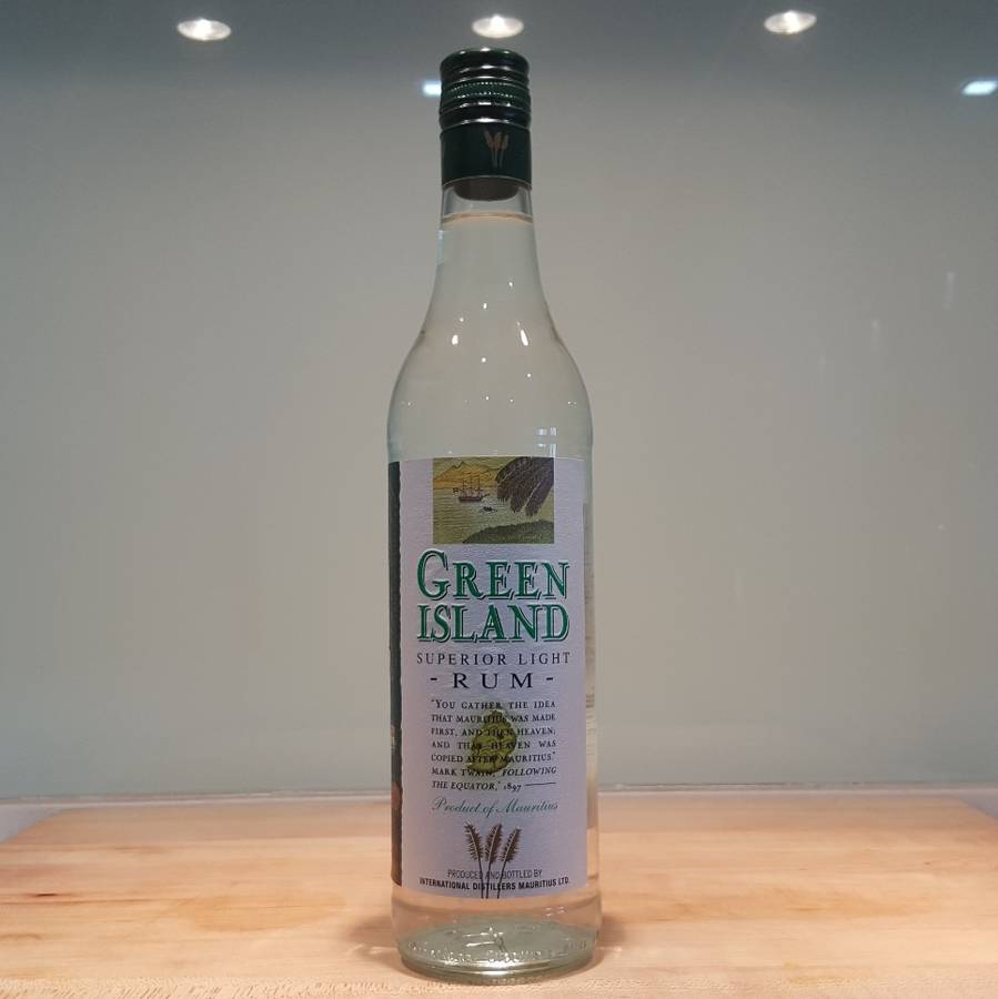 green island superior light rum with a 5cl miniature by green island