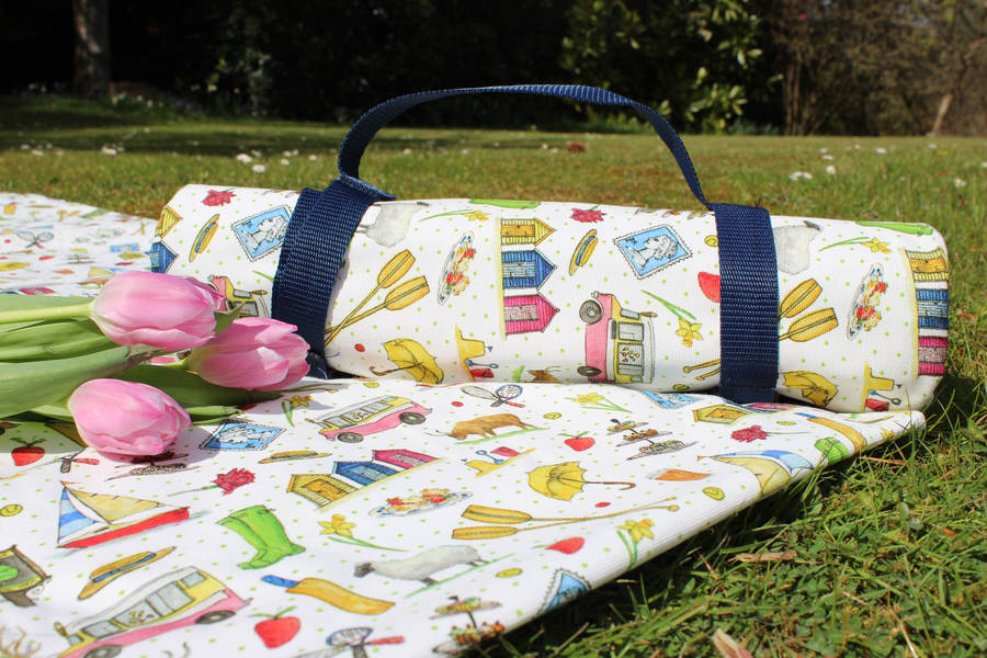 brilliantly british picnic blanket by milly green
