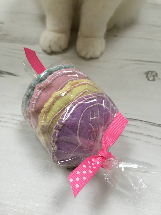 catnip love heart cat toys by freak meowt