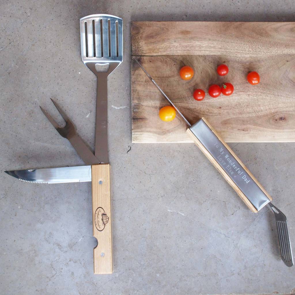 engraved foldable bbq tool by idyll home