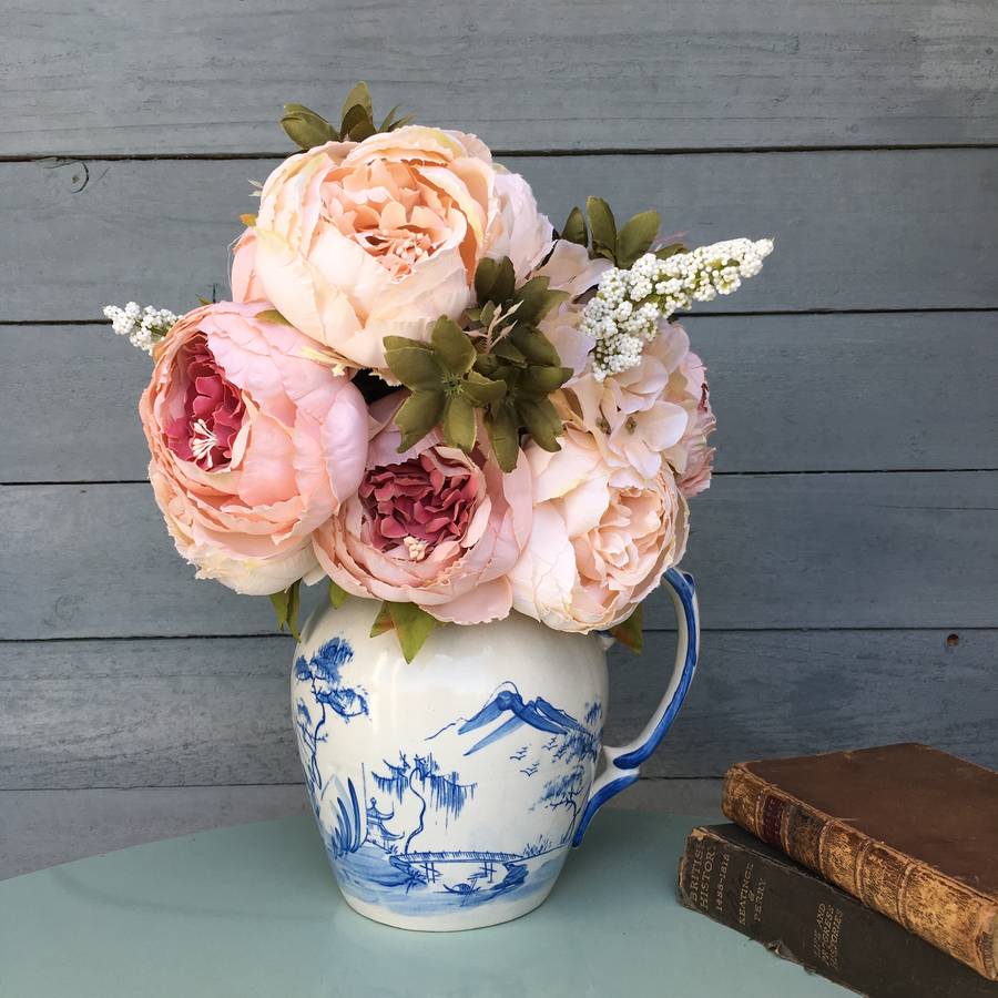 kaitlyn wedding bouquet