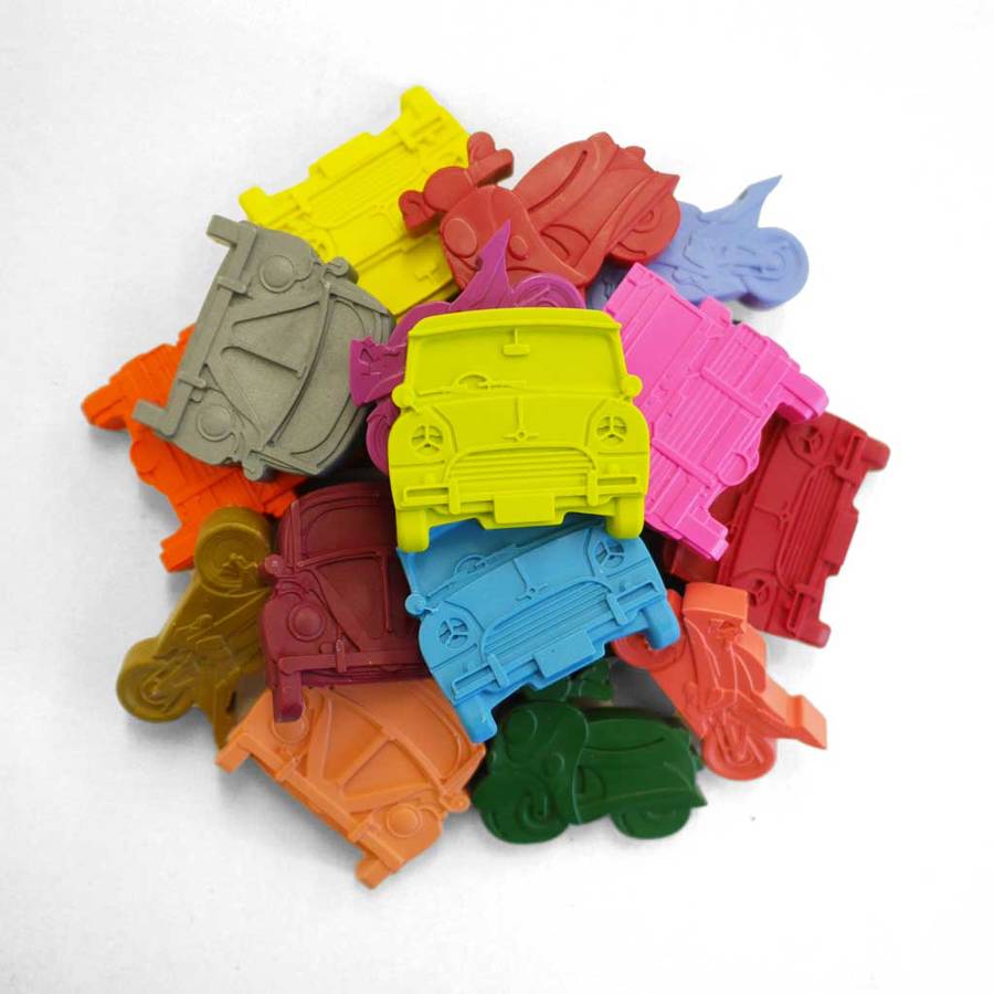 set of 20 vehicle crayons by colour me fun