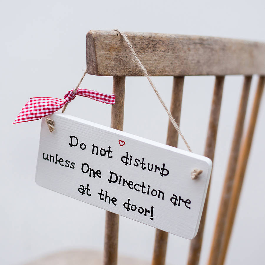 personalised door hanger/sign by siop gardd
