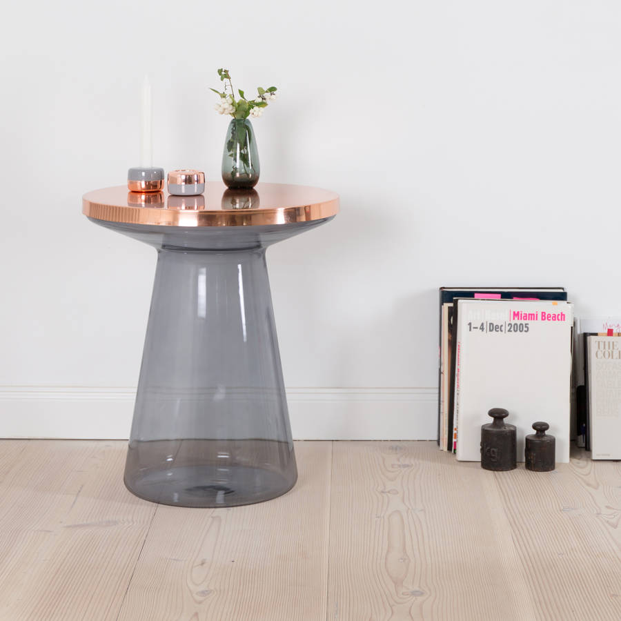 glass side table by grattify