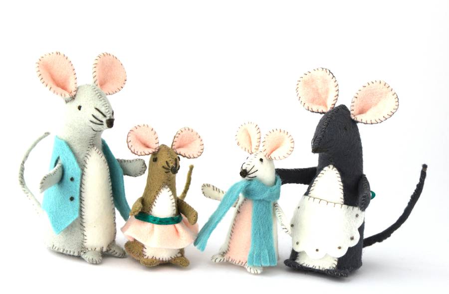 mouse family felt craft kit by corinne lapierre