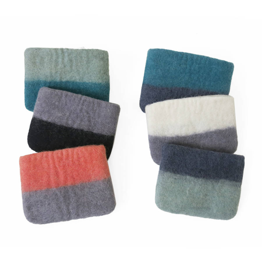 handmade felt lila zip purse by aura que