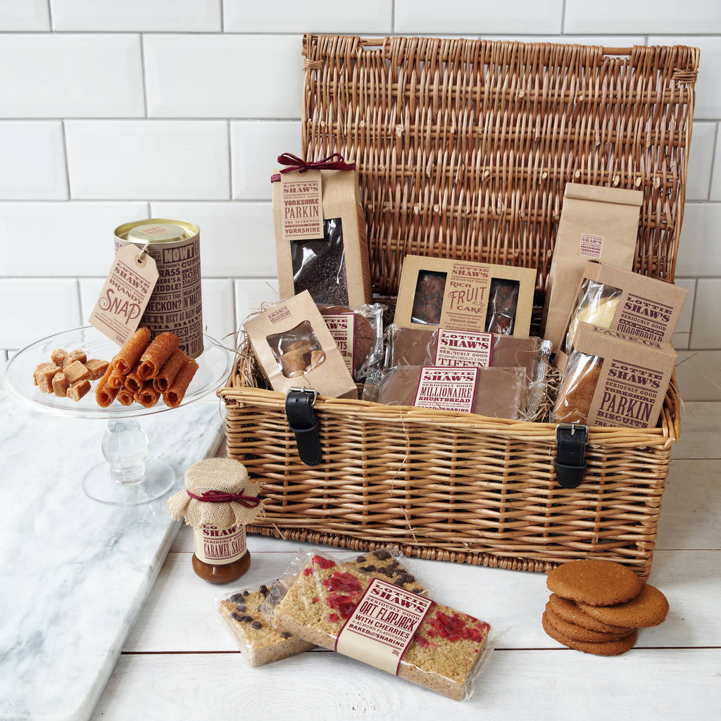 deluxe treat hamper by lottie shaw's