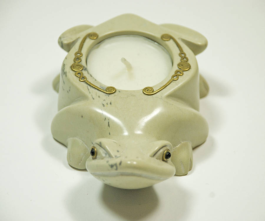 friendly frog candle holder by kwetu