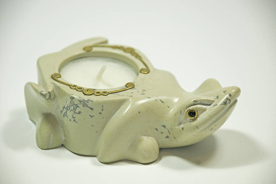 friendly frog candle holder by kwetu
