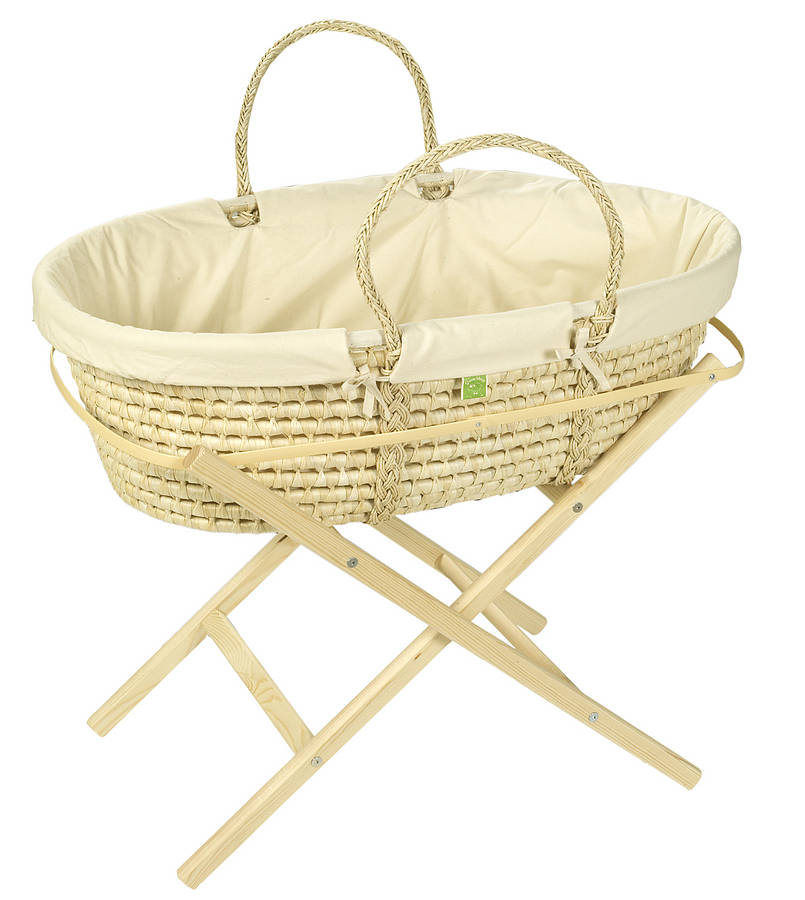 organic moses basket by lula sapphire