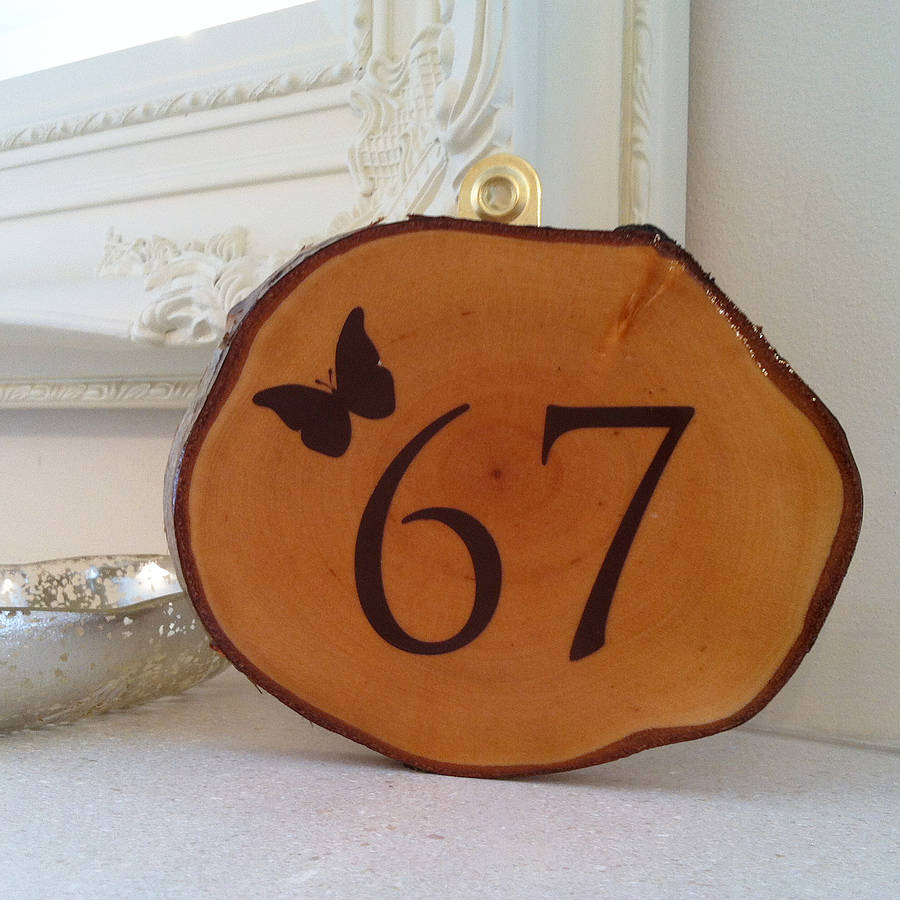 personalised-wooden-door-number-sign-by-nutmeg-home-gifts