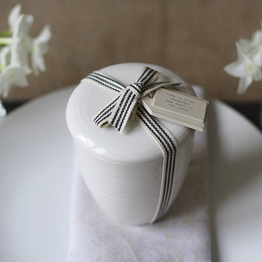 scented candles in porcelain pots by the wedding of my dreams