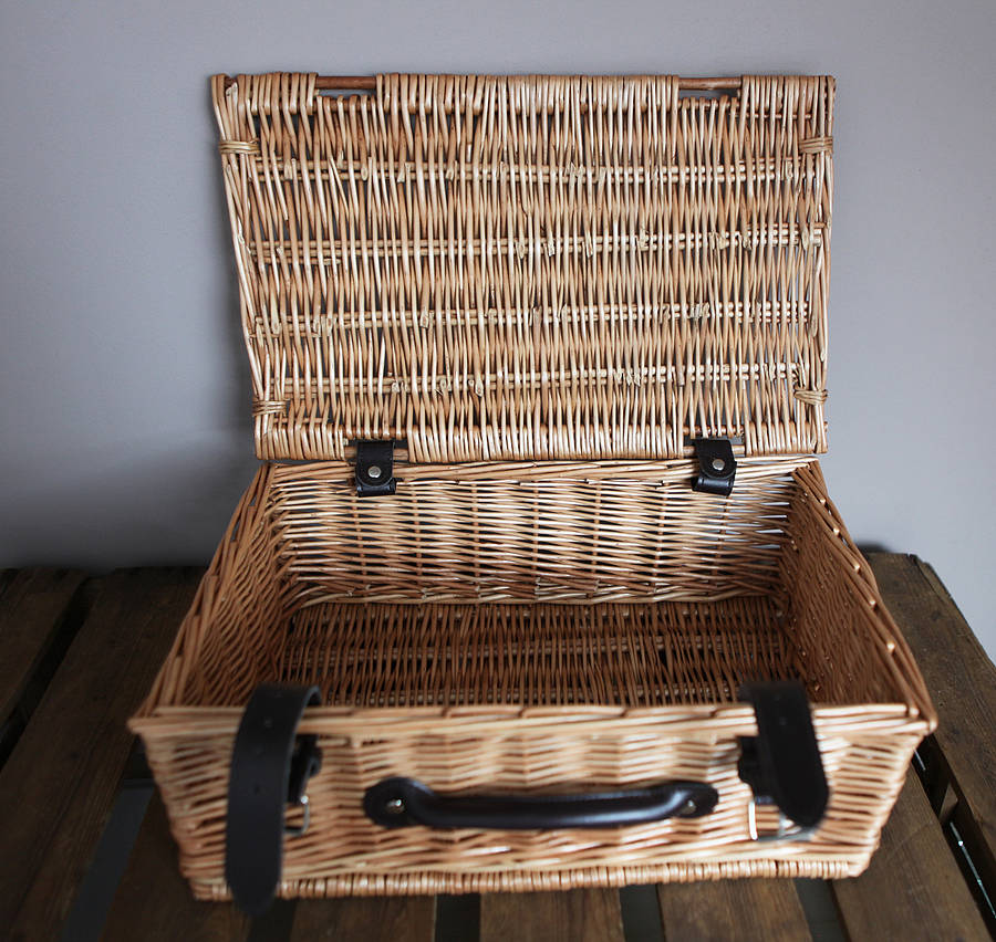 wicker picnic basket by homestead store