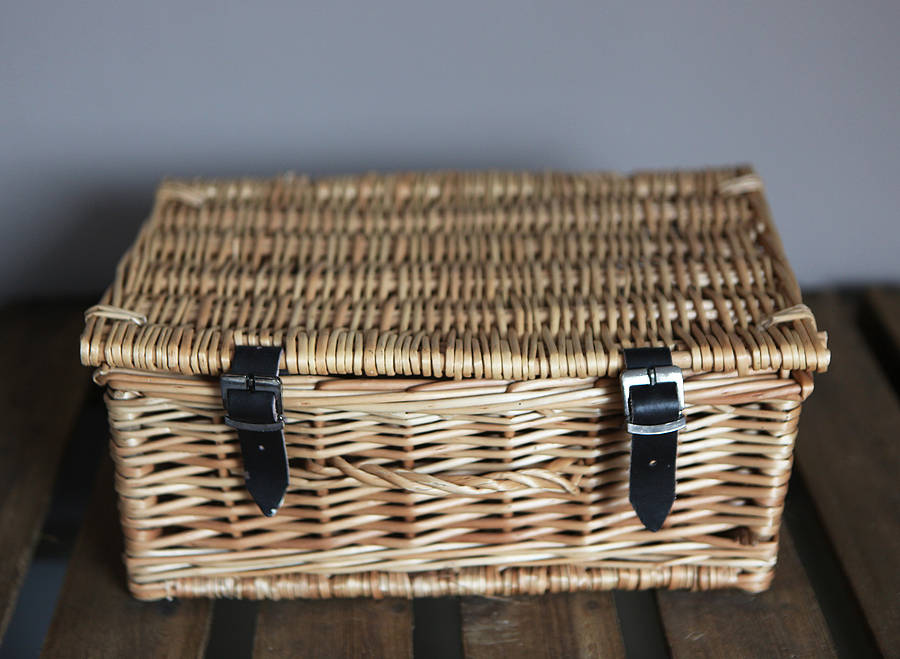 wicker picnic basket by homestead store