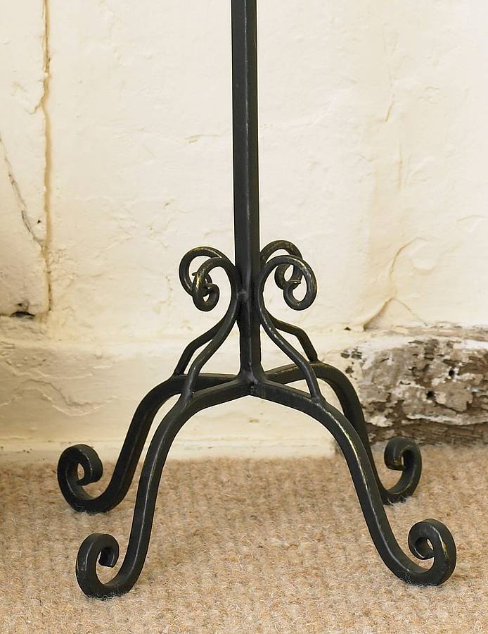 cast iron free standing heart toilet roll holder by dibor