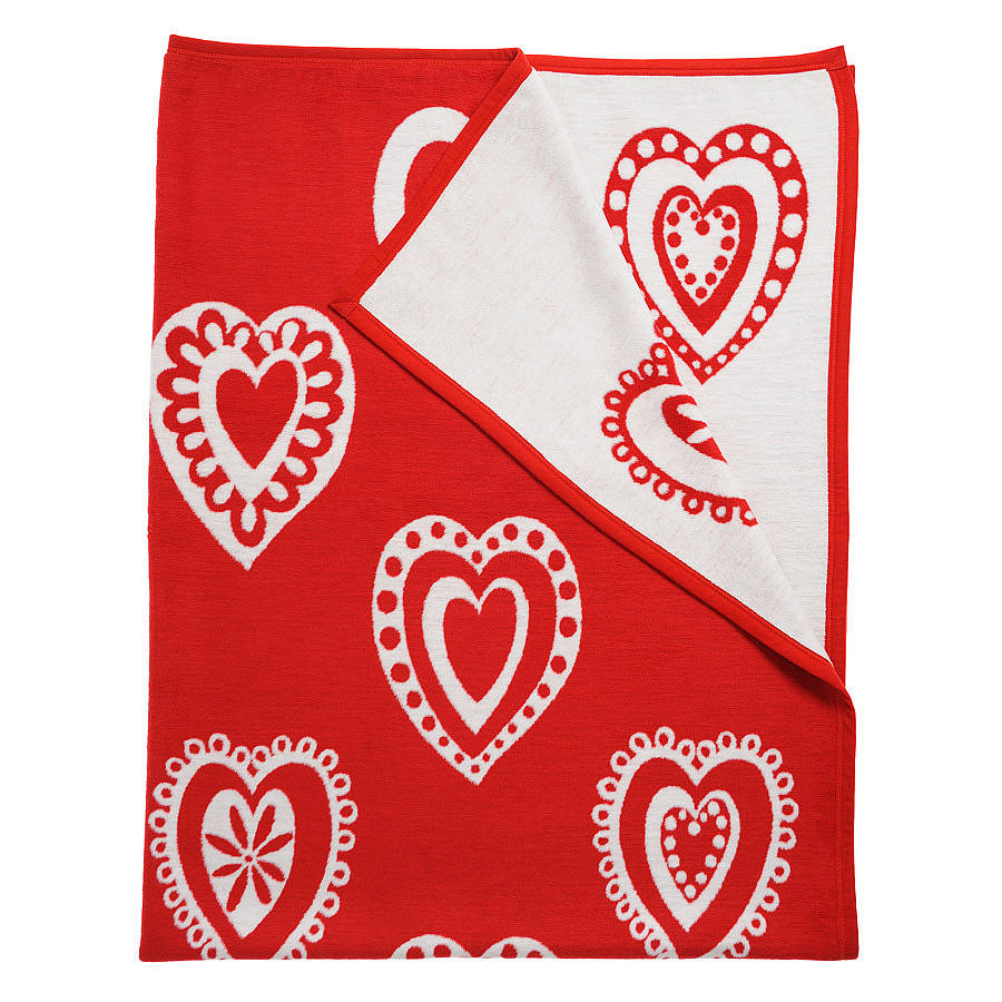 hearts blanket by slumberbugs