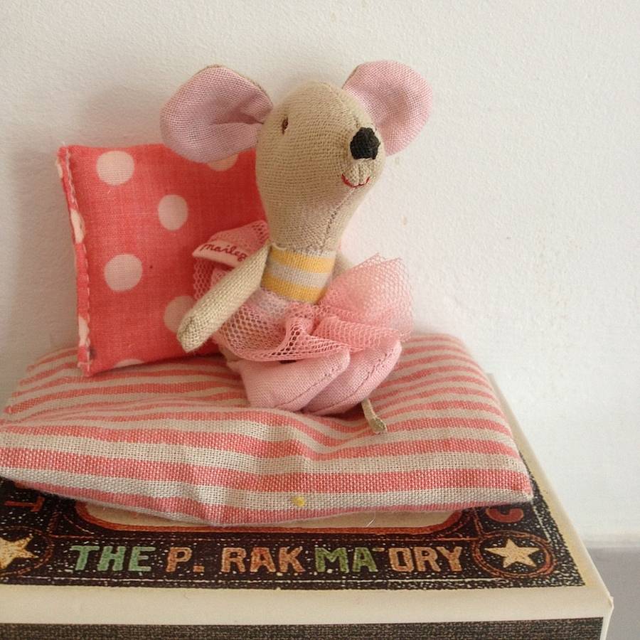 maileg mouse in a box
