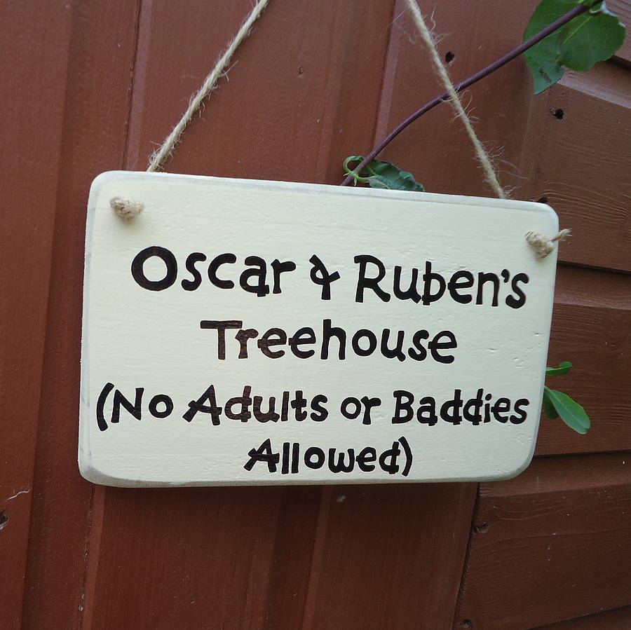 personalised handmade tree house sign by siop gardd