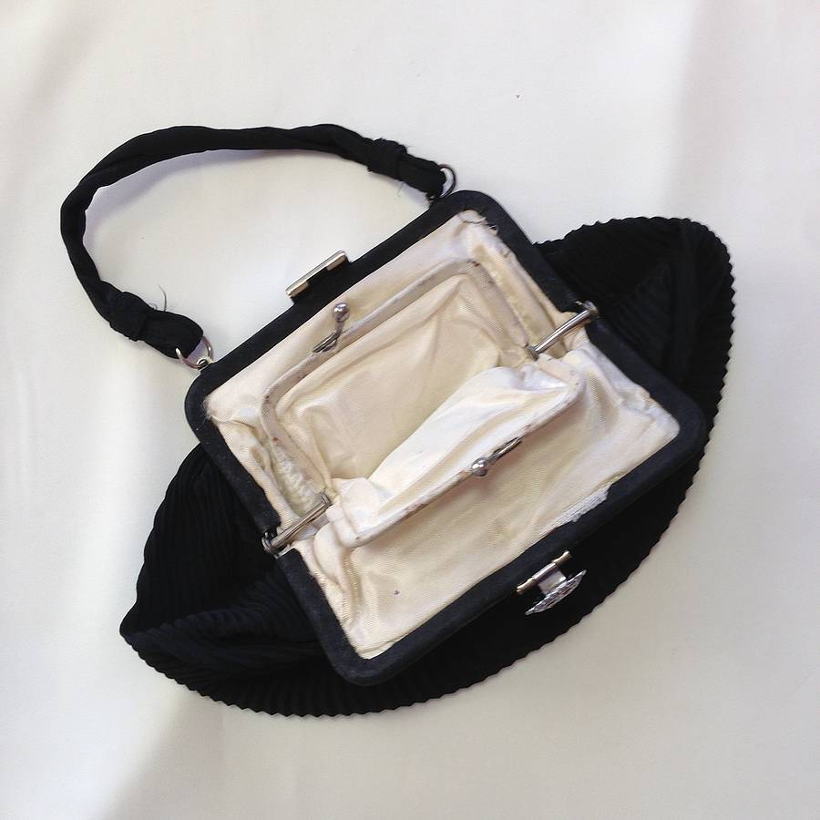 black 1940s diamante evening bag by iamia | 0