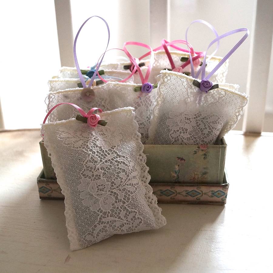 Wedding Favour 50 Lace Lavender Sachets By Tuppenny House Designs