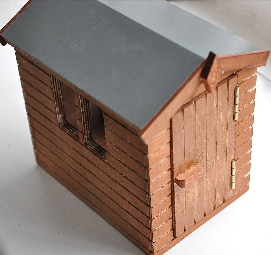 dads 'desk shed' pen tidy by thelittleboysroom