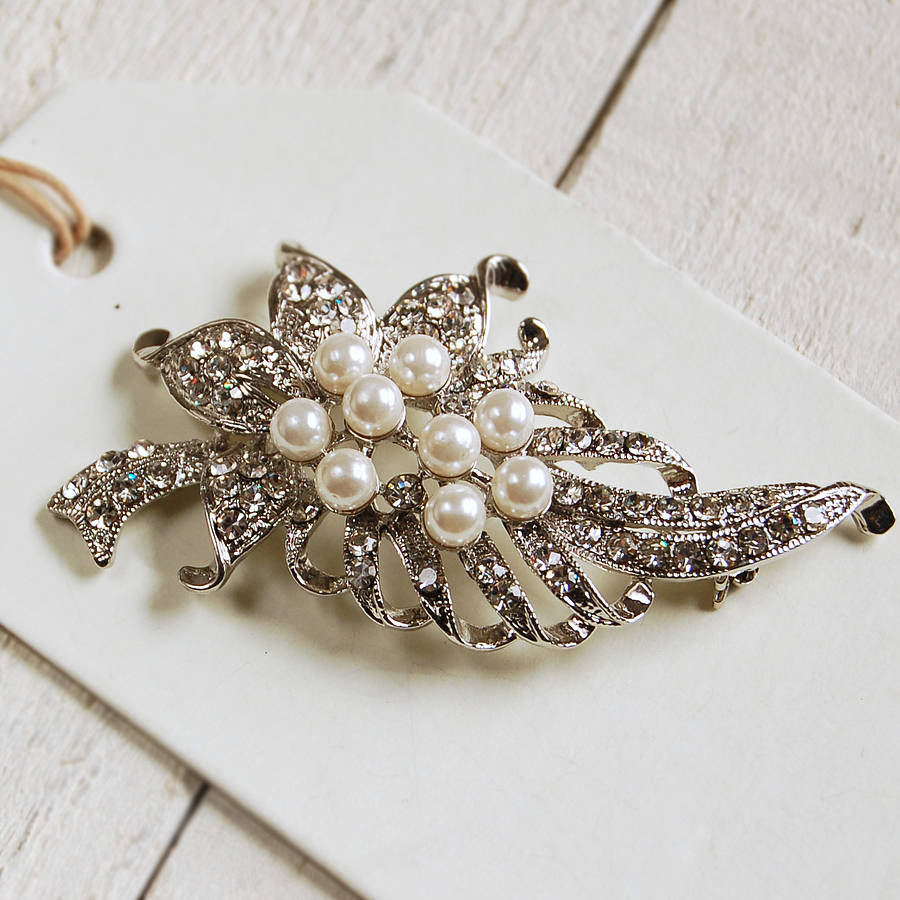 vintage style leaf brooch by highland angel