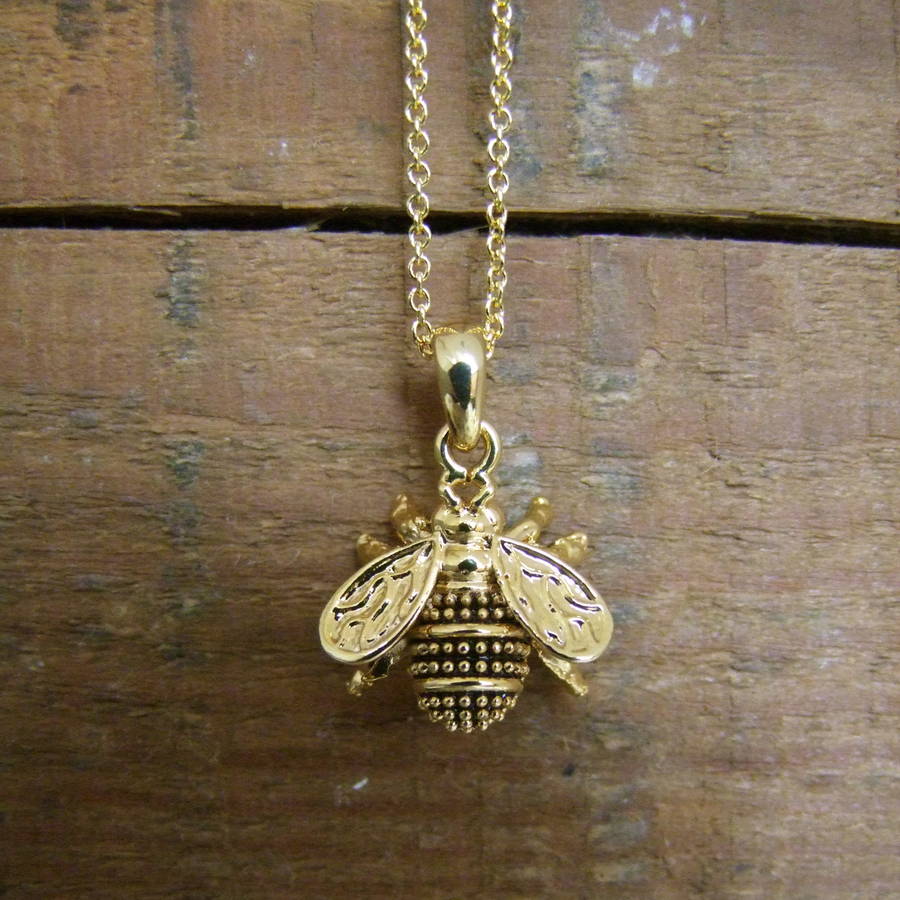 honey bee necklace by home & glory