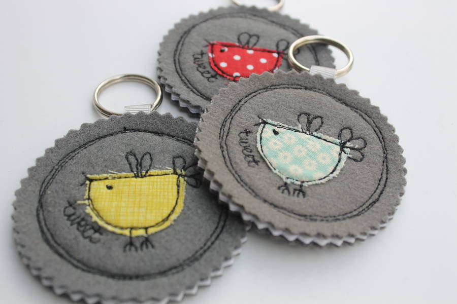 Fabric Birdy Keyring Freehand machine embroidery, Scrap fabric crafts
