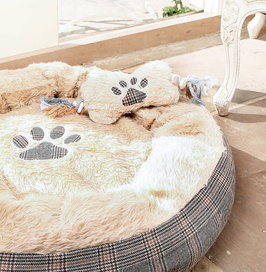 donut pet bed by noah's ark
