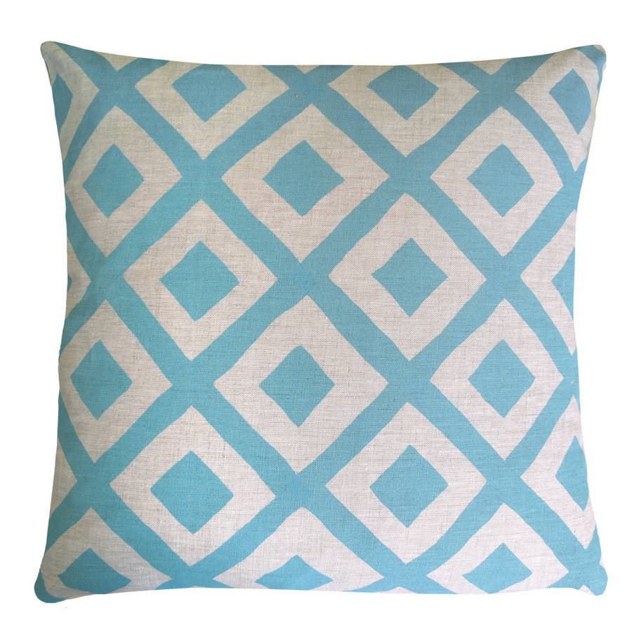 diamond cushion by peris and corr