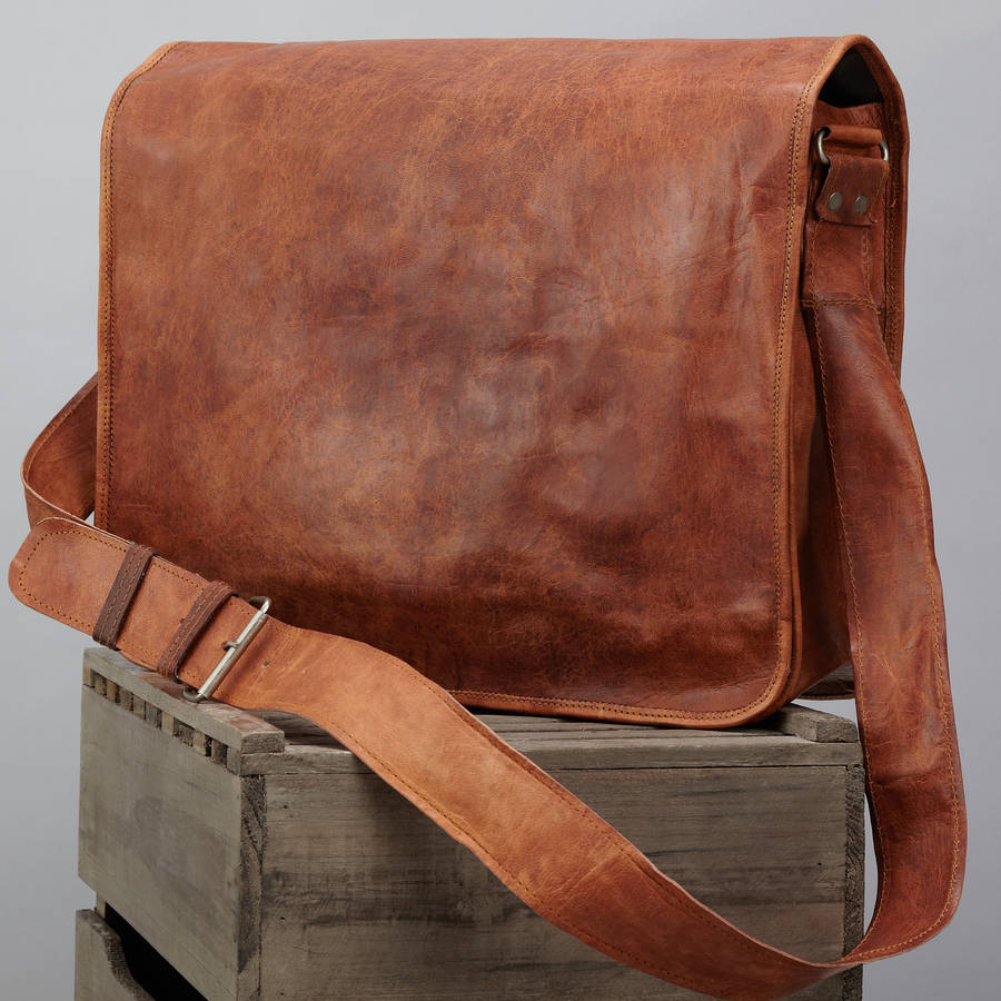 Leather Messenger Bag By Vida Vida 3537