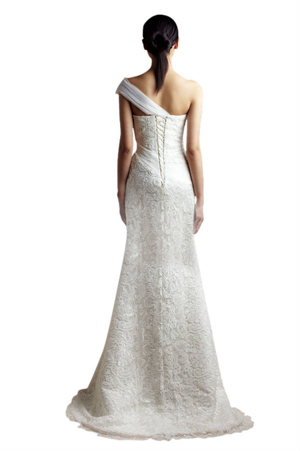 ivory mermaid wedding gown