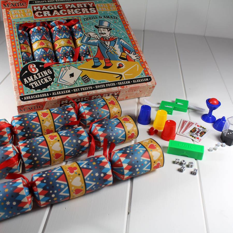 magic trick party crackers by nest
