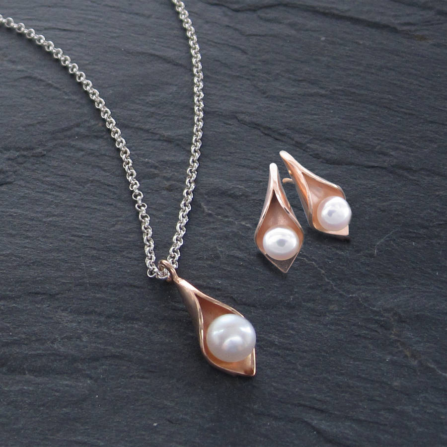 calla lily rose gold pendant and studs jewellery set by emmakate