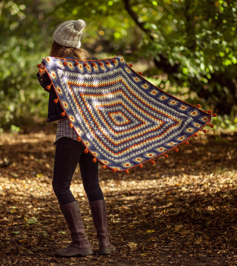 sunflower blanket crochet kit by the mercerie