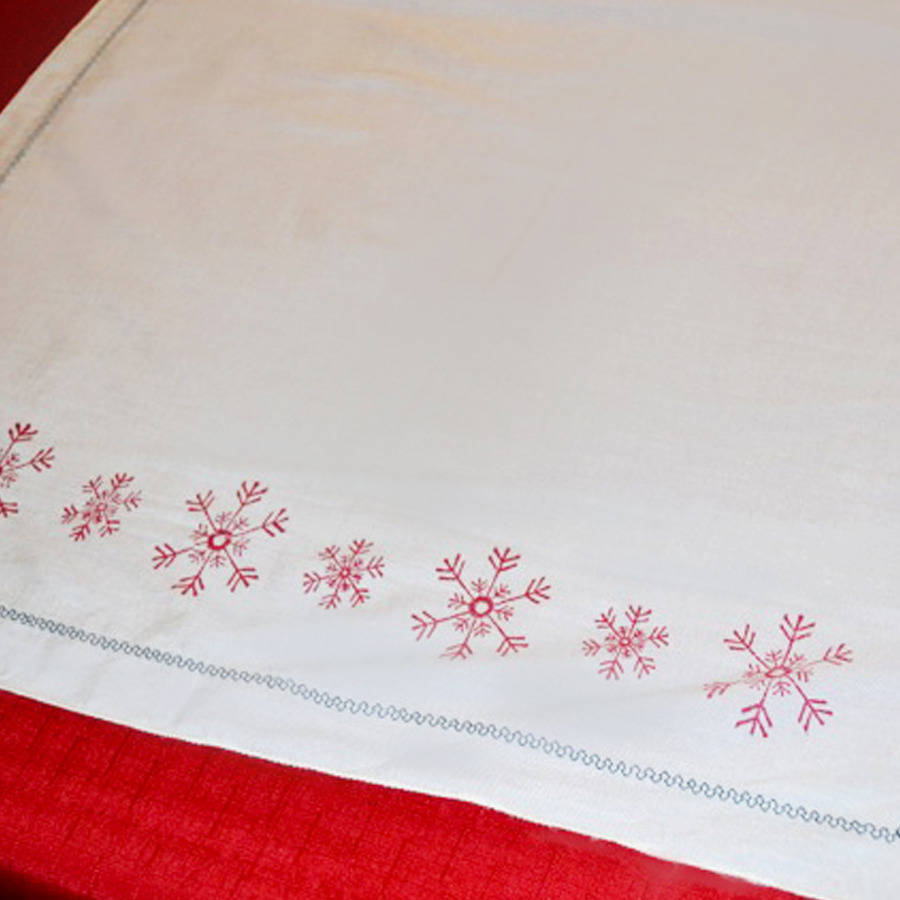 JUST CLOTHING runner > christmas COMPANY RUNNER SNOWFLAKE table TABLE CHRISTMAS  red RED >