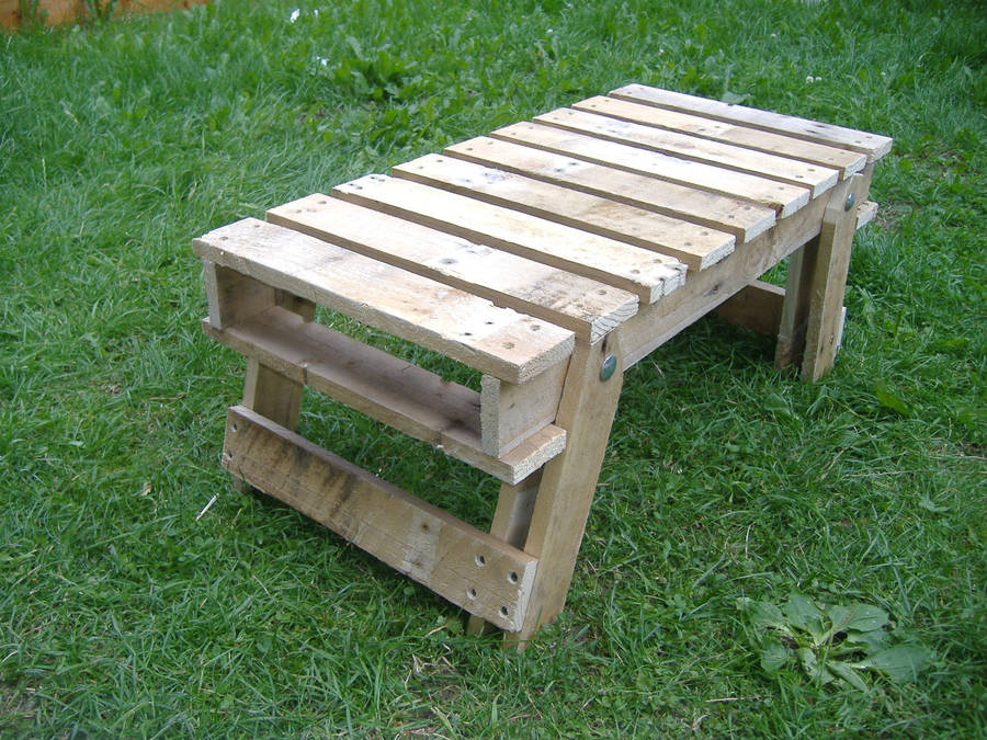 pallet wood folding table by gas&air studios