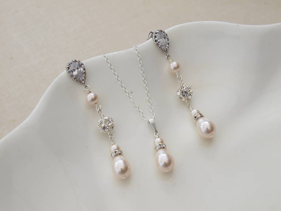 sparkle pearl bridal necklace by jewellery made by me