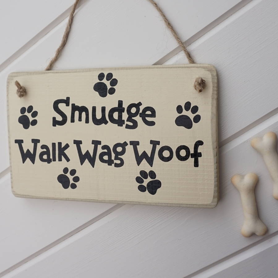 personalised dog kennel sign by siop gardd