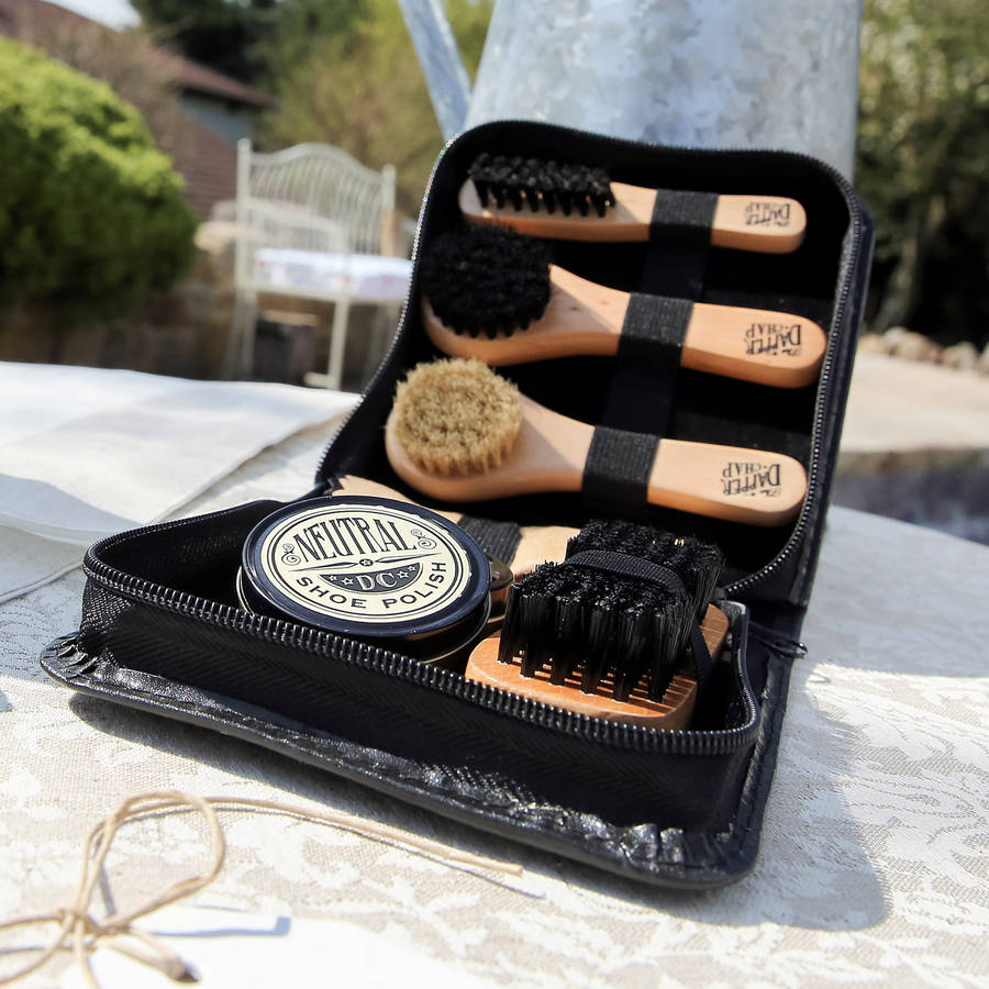 buff and shine shoe polish kit
