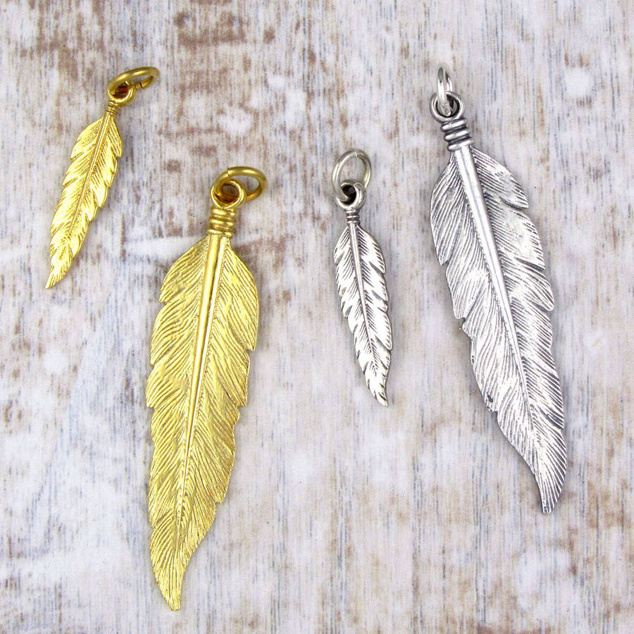 feather charm by black pearl